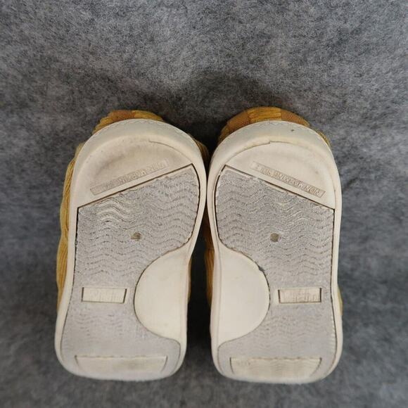 Time and Tru Shoes Women 6.5 Sneaker Casual Fashion Slip On Corduroy Yellow Flat - Picture 11 of 13